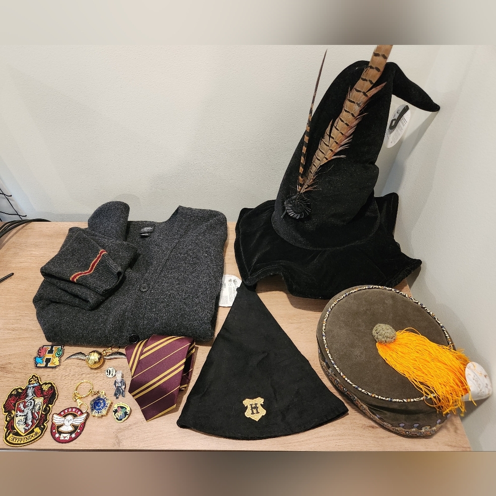 Harry Potter Gryffindor Wool Cardigan, Hats, and Accessories 13 Piece Bundle